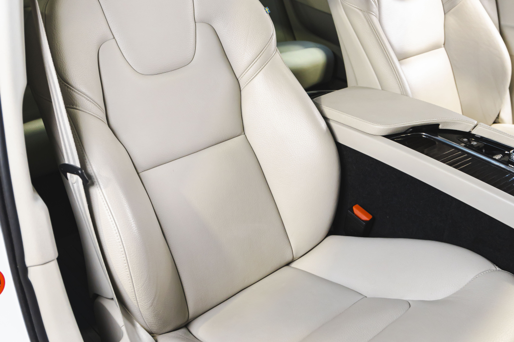 Volvo S90 2018 фото 35