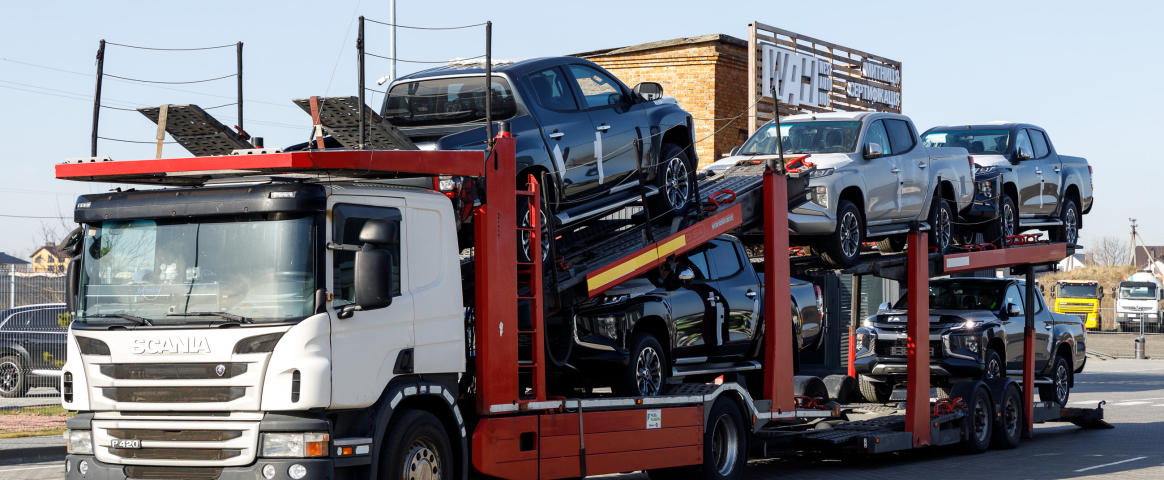 15 нових пікапів на потреби ЗСУ: військовим передали Mitsubishi L200 та Fiat Fullback