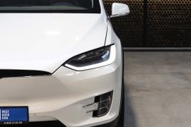 Tesla Model X 75D 2017 фото 3