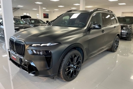 BMW X7 40d 2024 фото 2