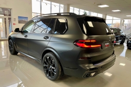 BMW X7 40d 2024 фото 3