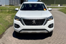 Peugeot Landtrek Double Cab 4x4 1.9L Diesel 6-Speed 2023 фото 3