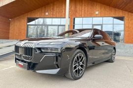 BMW 7 Series 740d 2024 фото 3