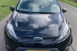 Ford Fiesta 2011 фото