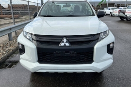 Mitsubishi L200 4x4 2.5D GL Double Cab 2023 фото 1