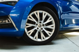 Skoda Superb Plug In Hybrid 2020 фото 1