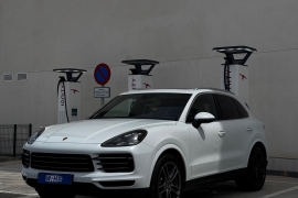 Porsche Cayenne 2019 фото 1