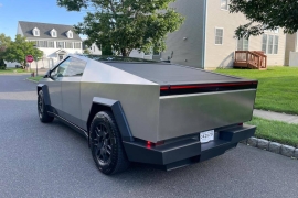 Tesla Cybertruck Dual Motor 120 kWh 2024 photo 4