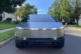 Tesla Cybertruck Dual Motor 120 kWh 2024 photo 1