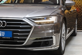 Audi A8 L 2018 фото 1