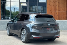 BMW iX xDrive40 2022 фото 4