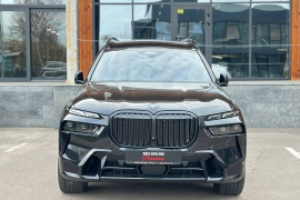 BMW X7 40d 2024 фото 1
