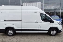 Maxus Deliver 9 2024 photo 2