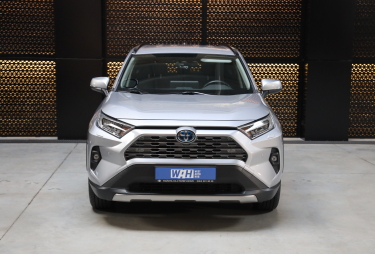 Toyota RAV4 2023 фото 2