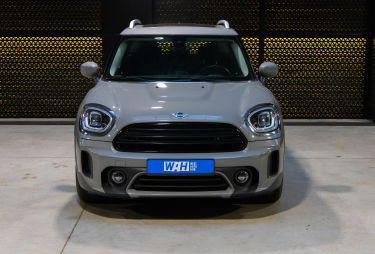 MINI Cooper Clubman 2021 photo 2