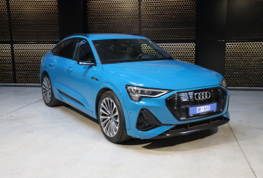 Audi e-tron S 2020 photo