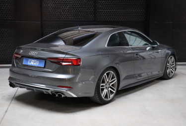 Audi S5 2017 фото 3