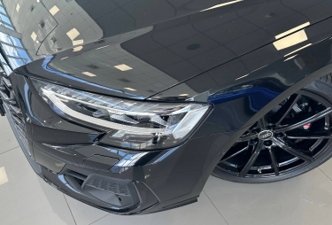 Audi S8 2025 фото 4