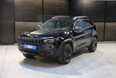 Jeep Cherokee 2019 фото
