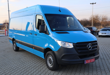 Mercedes-Benz Sprinter 2023 фото