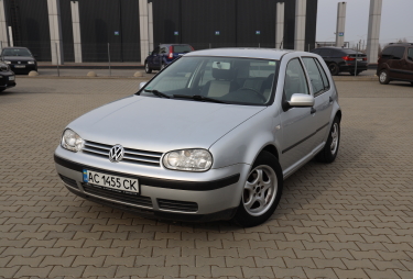 Volkswagen Golf 2001 фото