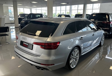 Audi S4 2017 фото 4