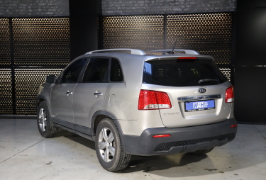 Kia Sorento 2012 фото 3