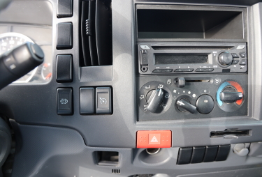 Isuzu NPR 2019 фото 1