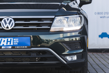 Volkswagen Tiguan SEL 2019 фото 1