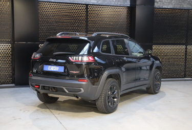 Jeep Cherokee 2019 фото 4