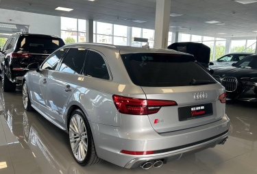 Audi S4 2017 фото 2