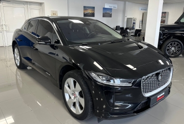 Jaguar I-Pace EV400 2021 photo