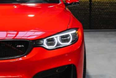 BMW M4 2015 фото 4