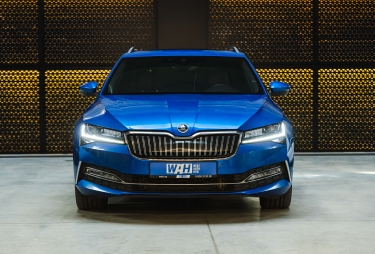 Skoda Superb Plug In Hybrid 2020 фото 4