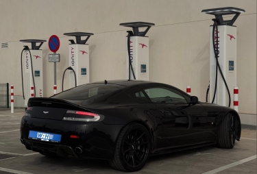 Aston Martin V8 Vantage 2006 фото 4