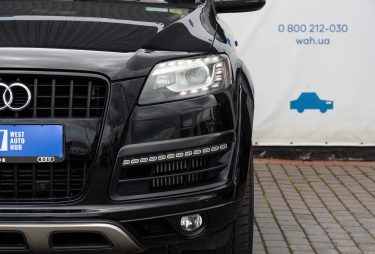 Audi Q7 2015 photo 2