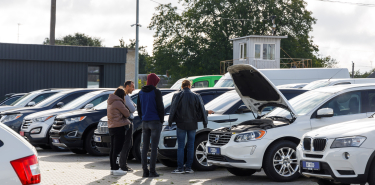 Як не втрапити в халепу під час купівлі вживаного авто?