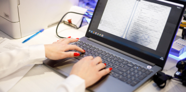 Як швидко та вигідно оформити авто в митній зоні WAH?