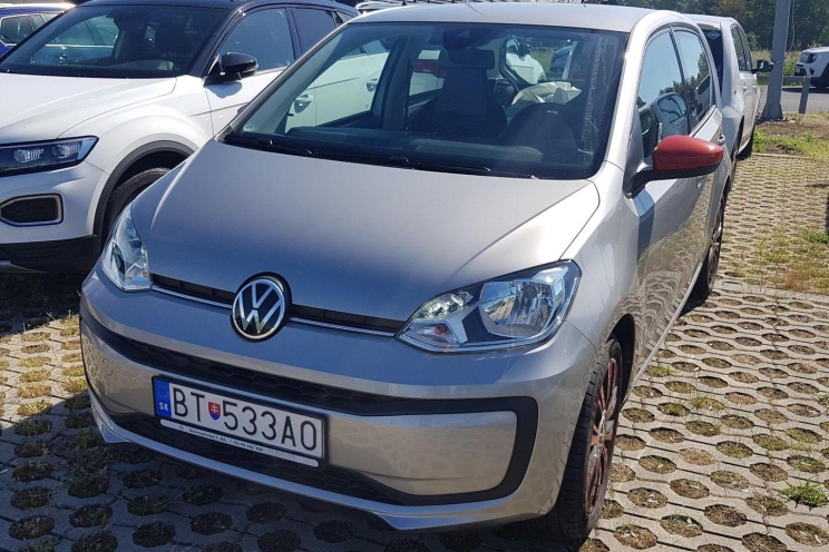 Volkswagen Up 2020 фото