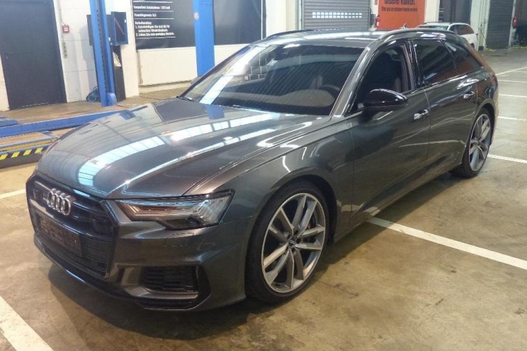 Audi S6 Avant 2020 photo