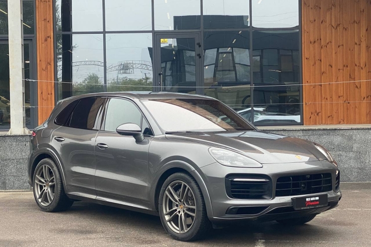 Porsche Cayenne S 2019 фото