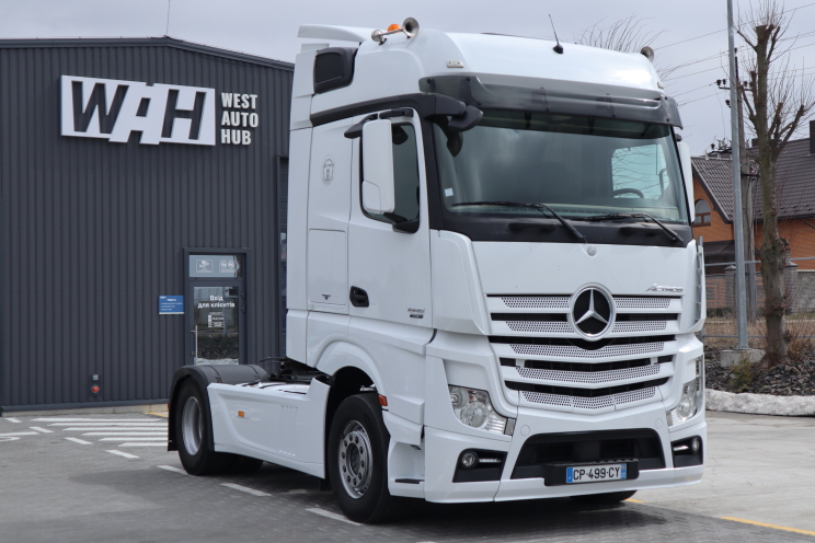 Mercedes-Benz Actros 1845 2012 photo