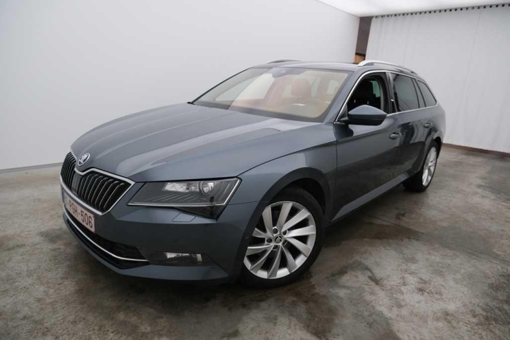 Skoda Superb Combi 2016 фото