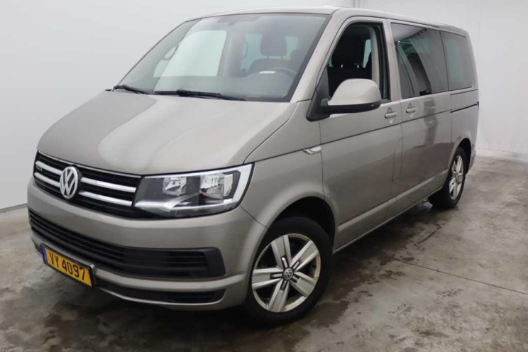 Volkswagen Multivan 2017 photo