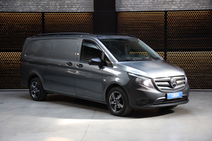 Mercedes-Benz Vito 2023 фото