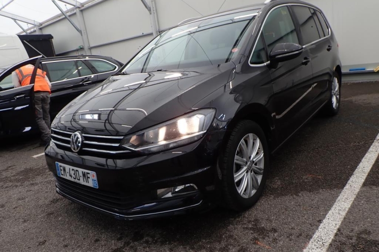 Volkswagen Touran 2017 фото