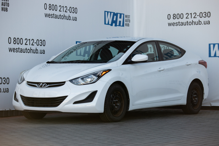Hyundai Elantra SE 2015 фото