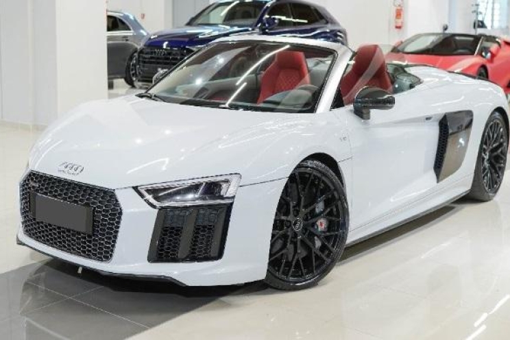 Audi R8 Spyder 2017 photo