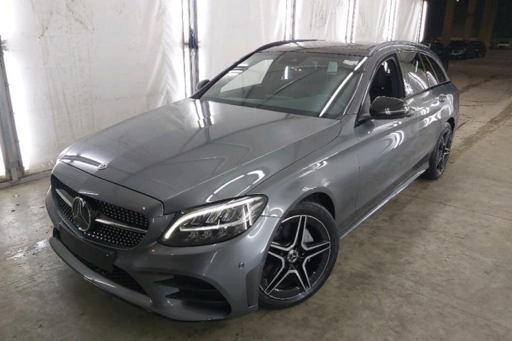 Mercedes-AMG C-Klasse 2019 фото