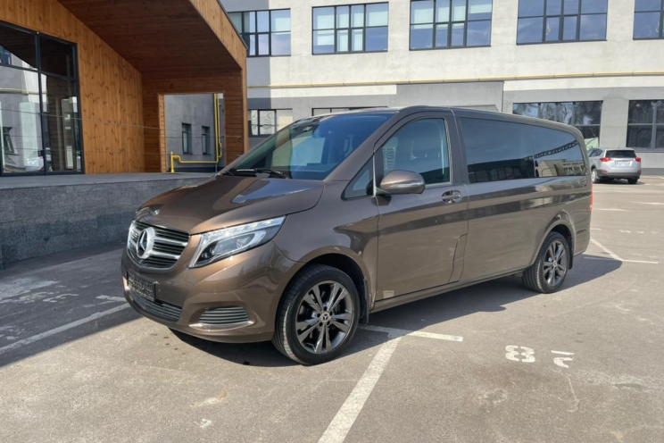 Mercedes-Benz V 220 Long 4MATIC 2018 photo